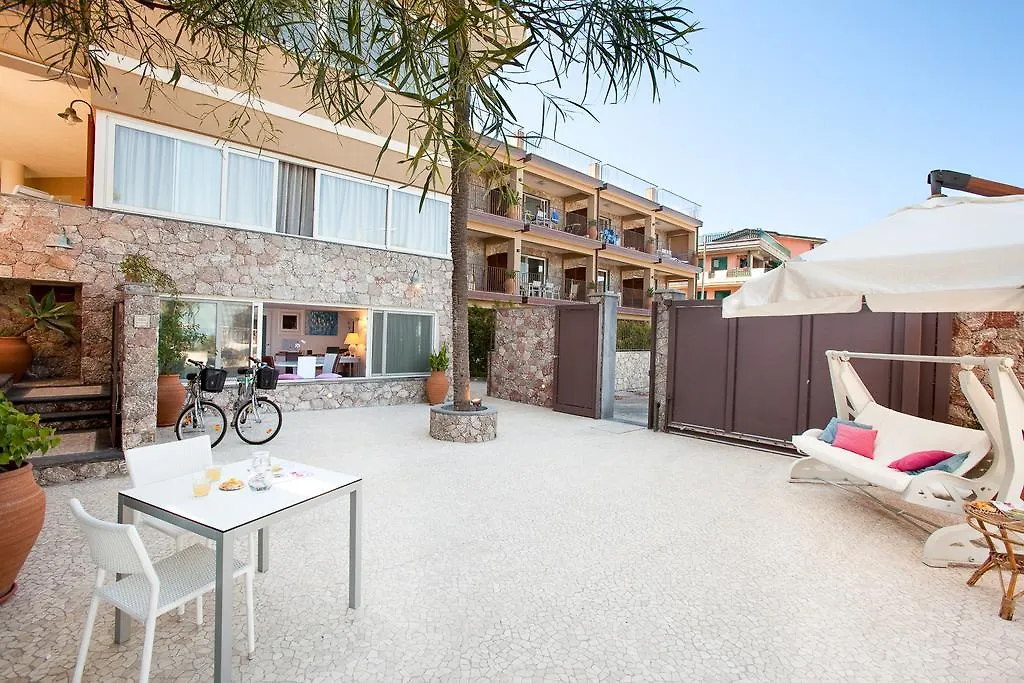 Апарт-отель Taormina Villa Oasis Residence